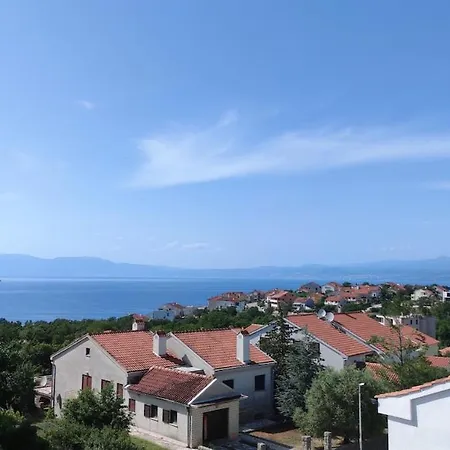 S Pogledom Na I Velikom Terasom アパート *