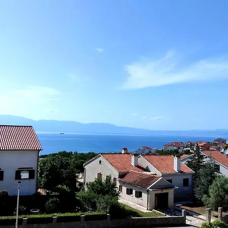 Daire S Pogledom Na I Velikom Terasom Njivice