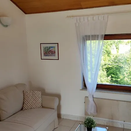 Appartement S Pogledom Na I Velikom Terasom *
