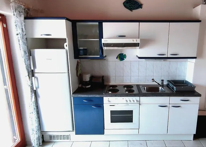 S Pogledom Na I Velikom Terasom Njivice